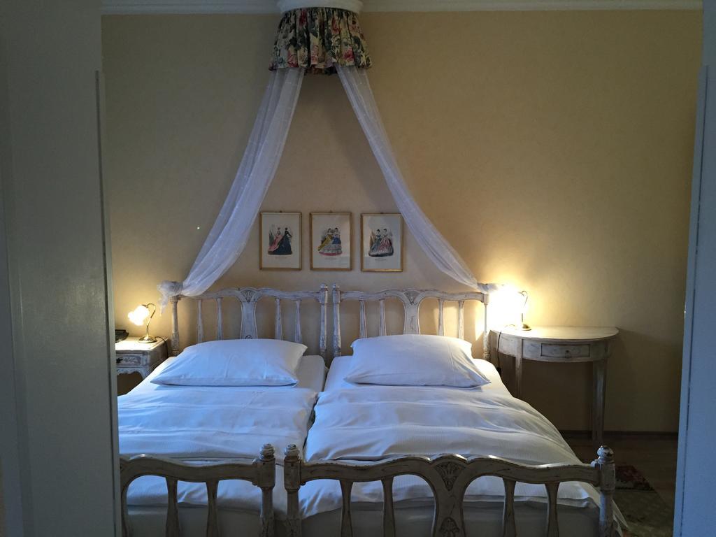 Haus Litzbruck Hotel Düsseldorf Habitación foto